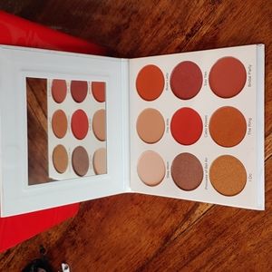Eye shadow palette by Give Them Lala
